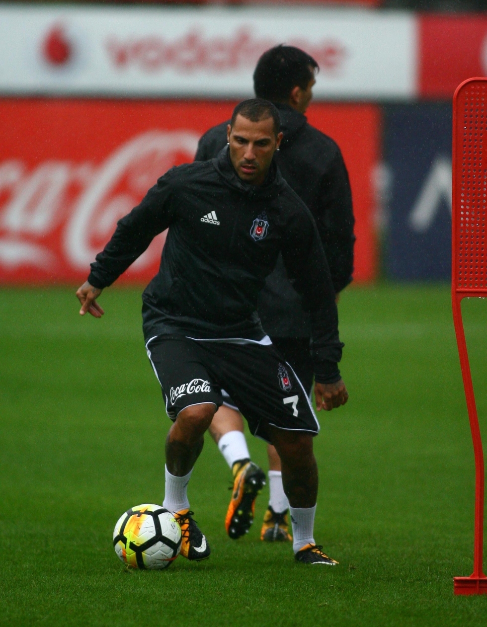 İşte Beşiktaş'ın dünkü idmanından kareler! - Görsel 16