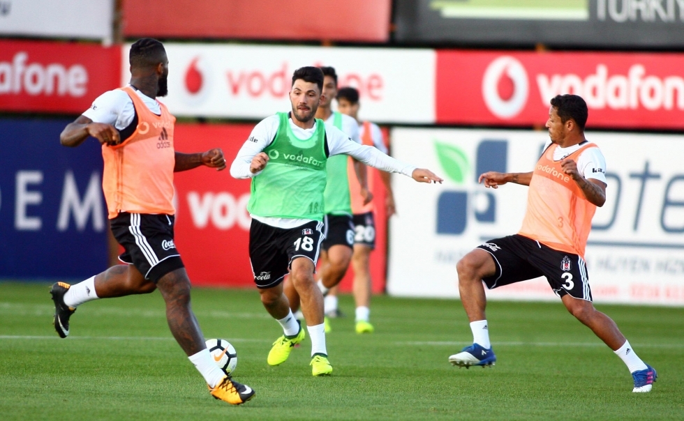 İşte Beşiktaş'ın akşam idmanından kareler! - Görsel 1