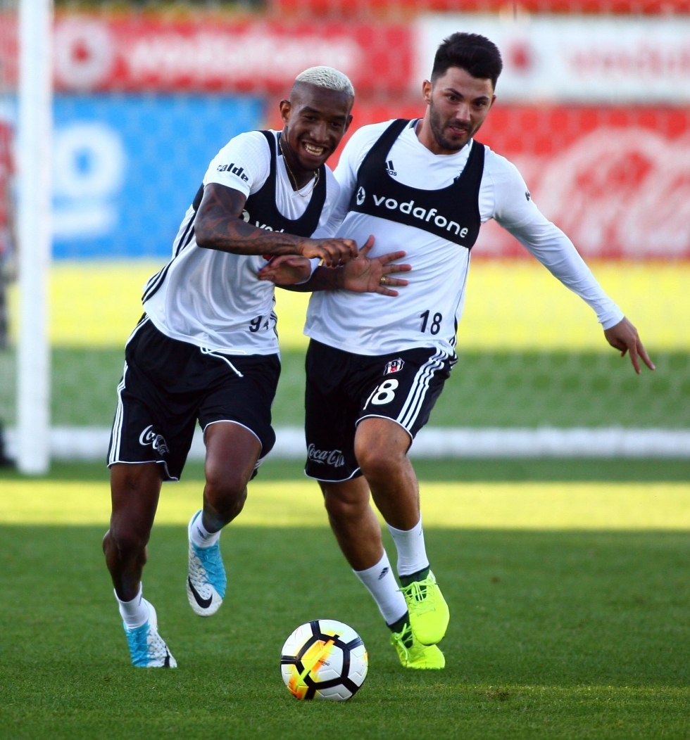 İşte Beşiktaş'ın akşam idmanından kareler! - Görsel 15