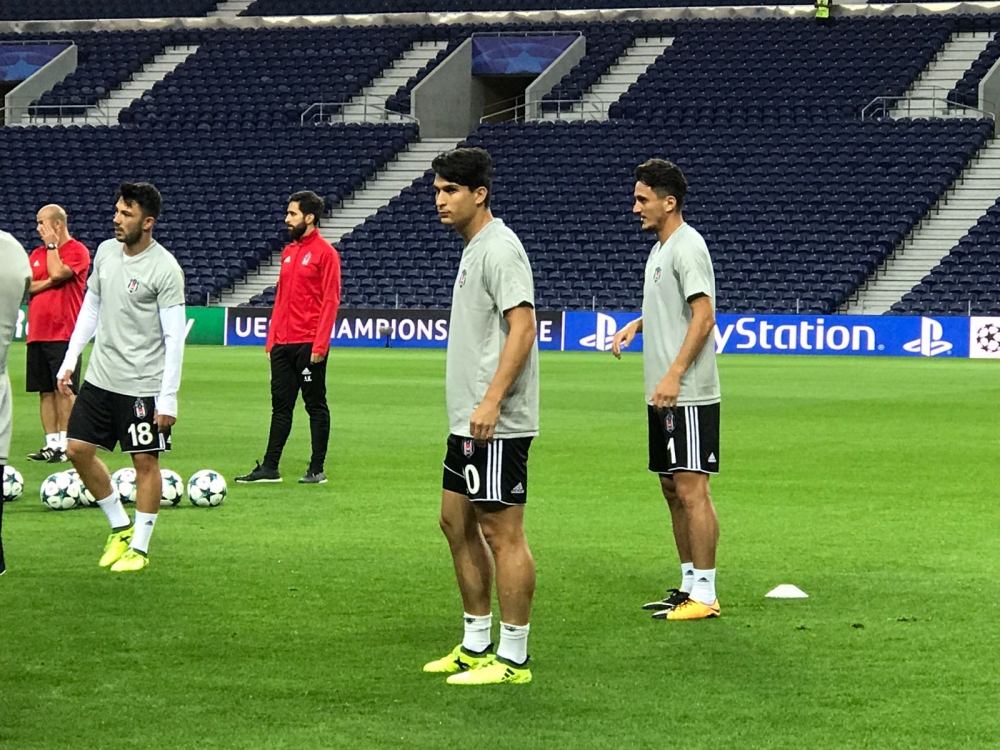 İşte Beşiktaş'ın Dragao Stadı'ndaki idmanından kareler! - Görsel 1