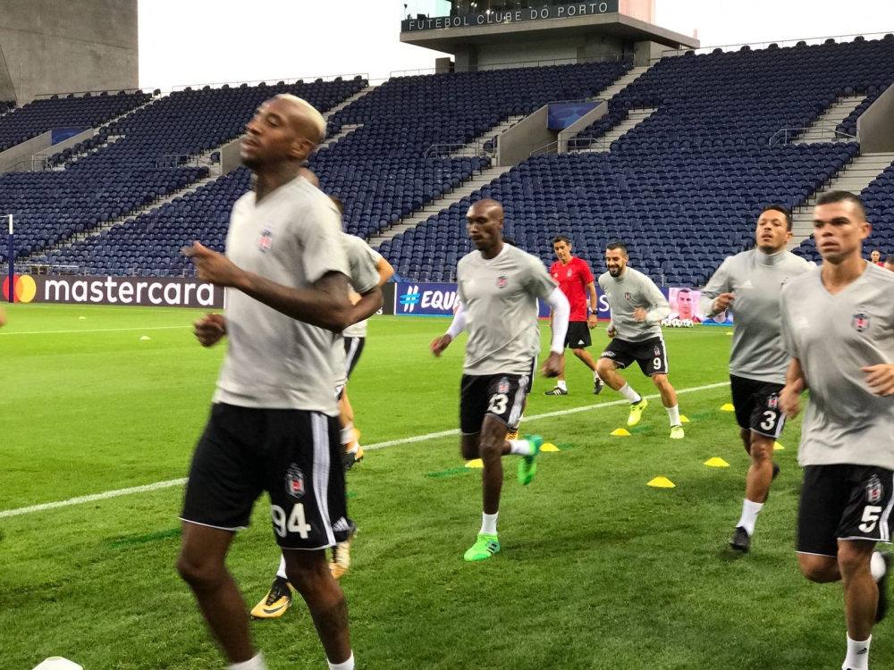 İşte Beşiktaş'ın Dragao Stadı'ndaki idmanından kareler! - Görsel 8