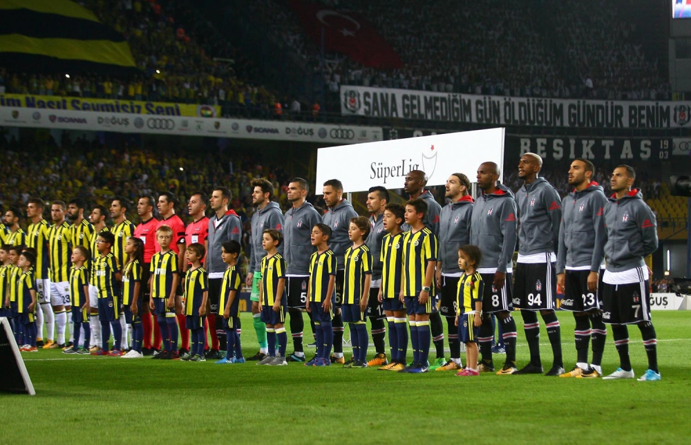 İşte Fenerbahçe-Beşiktaş mücadelesinden kareler! - Görsel 1