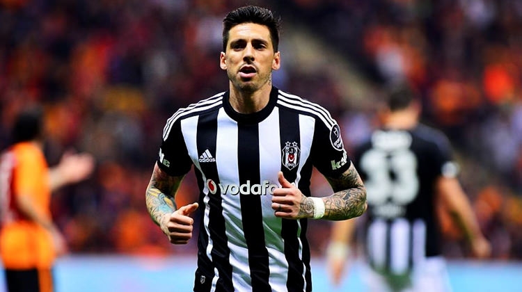 6 yıl sonra Milli Takım'a dönen Babel, Şenol Güneş'in yeniden yarattığı  - Görsel 3