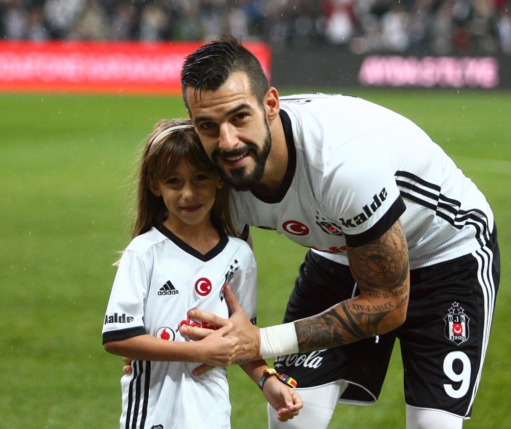 İşte Beşiktaş-Trabzonspor maçından kareler! - Görsel 48