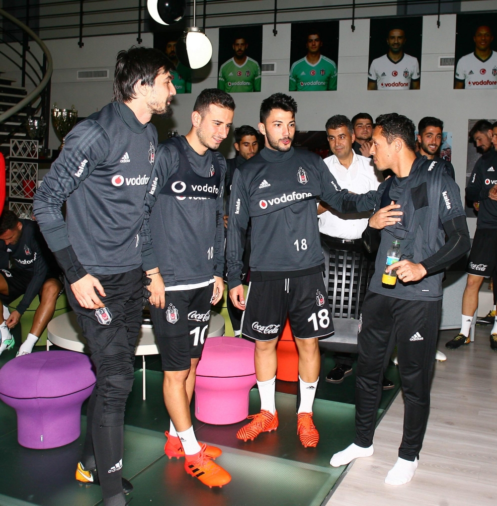 Adriano'nun doğum günü kutlandı! İşte kareler... - Görsel 9