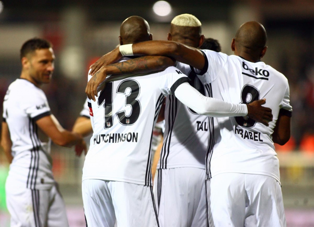 İşte Göztepe-Beşiktaş maçından kareler! - Görsel 52