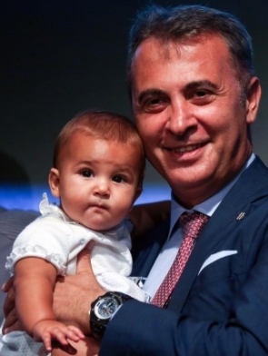 Negredo Jr. topla tanıştı ⚽ - Görsel 8