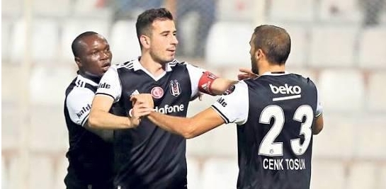 Beşiktaş’ta ikinci kez dalya diyen Oğuzhan @ozyakup’un geride kalan maçlardan unutulmaz fotoğrafları - Görsel 1