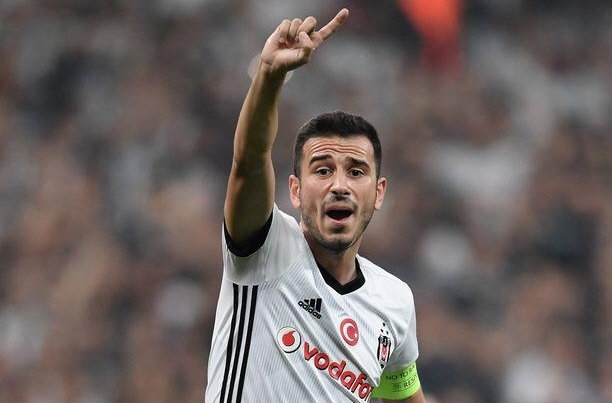Beşiktaş’ta ikinci kez dalya diyen Oğuzhan @ozyakup’un geride kalan maçlardan unutulmaz fotoğrafları - Görsel 21