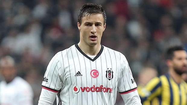 2. Yarı başlıyor! Süper Lig'in ilk yarısında en çok süre alan Beşiktaşlı futbolcular - Görsel 15