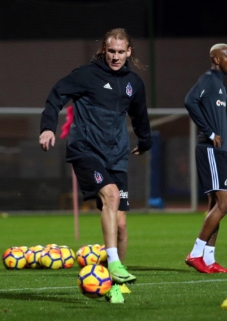 Beşiktaş’ın Antalya’daki ilk antrenmanından 15 fotoğraf karesi  - Görsel 11