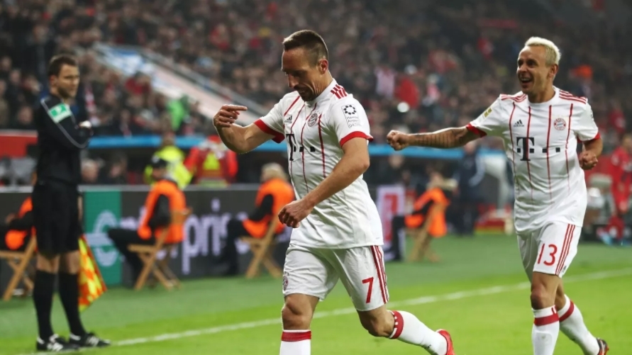 Bayer Leverkusen - Bayern Münih maçından 23 kare - Görsel 19