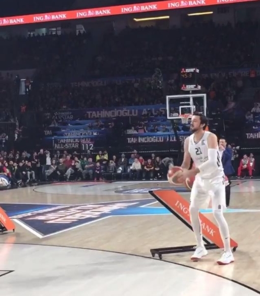 Sertaç ve Adams, All Star 2018’de yarıştı! İşte görüntüler... - Görsel 1