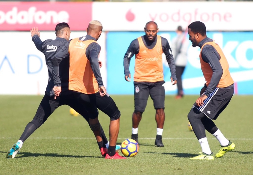 Larin ve Love bir arada - Görsel 2