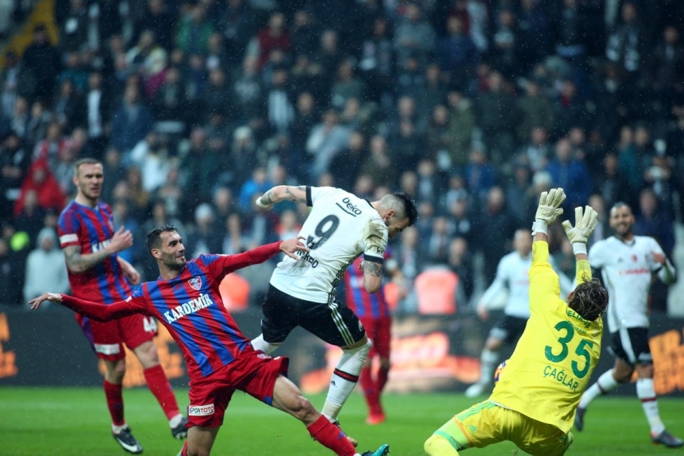 Beşiktaş - Karabükspor maçından kareler... - Görsel 34