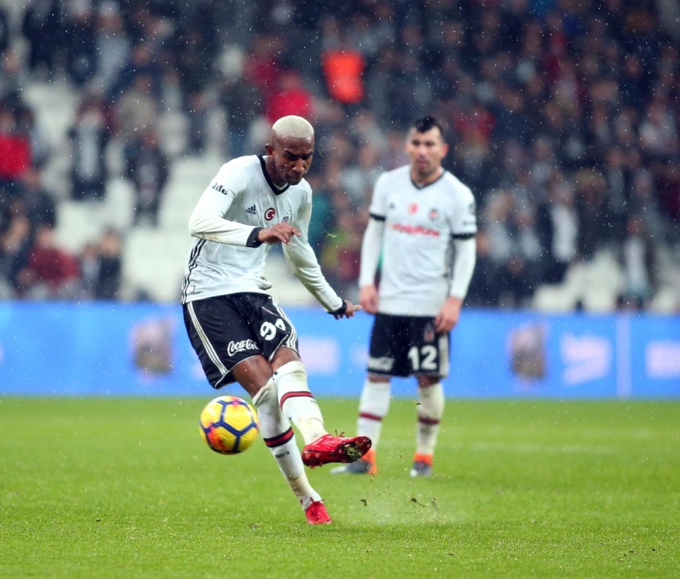 Beşiktaş - Karabükspor maçından kareler... - Görsel 72