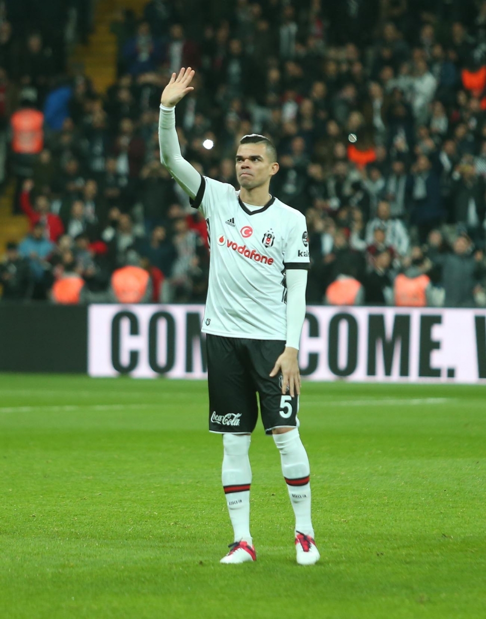 Beşiktaş - Karabükspor maçından kareler... - Görsel 80