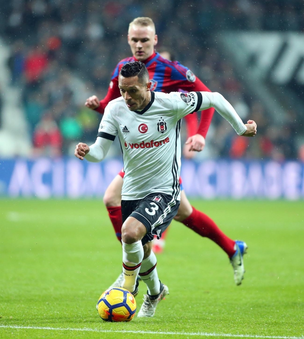 Beşiktaş - Karabükspor maçından kareler... - Görsel 82