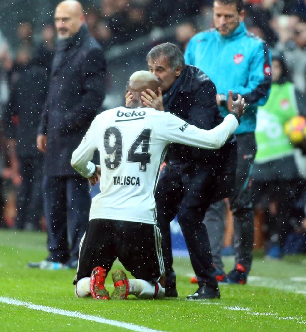 Beşiktaş - Karabükspor maçından kareler... - Görsel 90