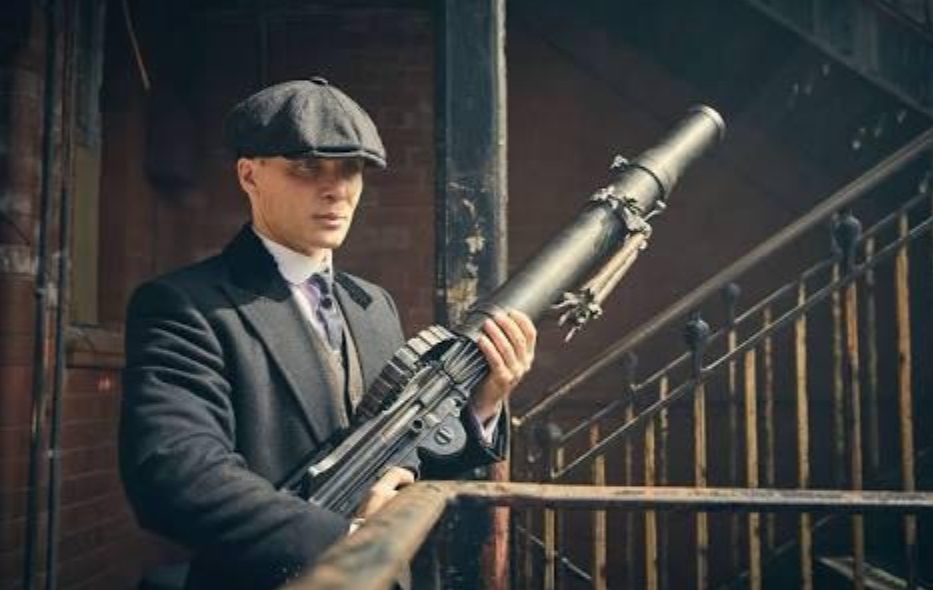 Oğuzhan’ın Münih uçuşunda izlediği dizi - Görsel 3