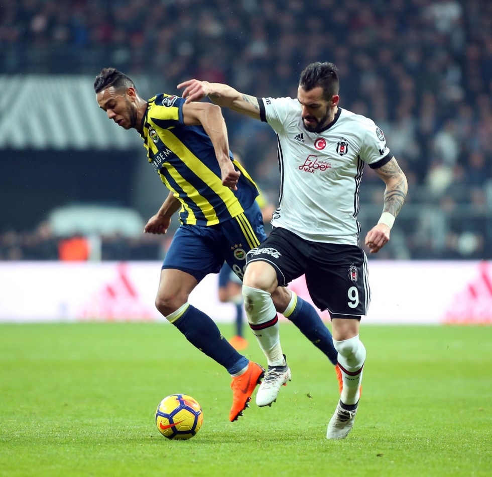 Beşiktaş, Fenerbahçe'yi Dolmabahçe'de devirdi! İşte karşılaşmadan görüntüler... - Görsel 52