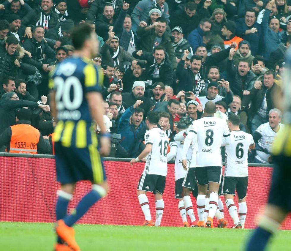 Beşiktaş, Fenerbahçe'yi Dolmabahçe'de devirdi! İşte karşılaşmadan görüntüler... - Görsel 60