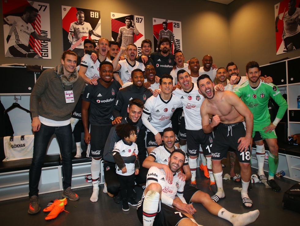 Beşiktaş, Fenerbahçe'yi Dolmabahçe'de devirdi! İşte karşılaşmadan görüntüler... - Görsel 62