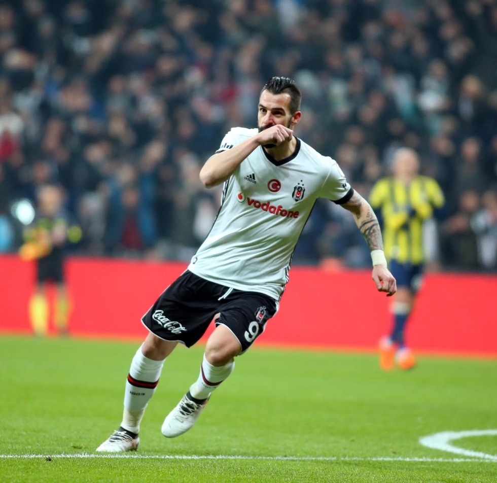 Beşiktaş - Fenerbahçe derbisi hakkında yazılmış 16 köşe yazısı - Görsel 14