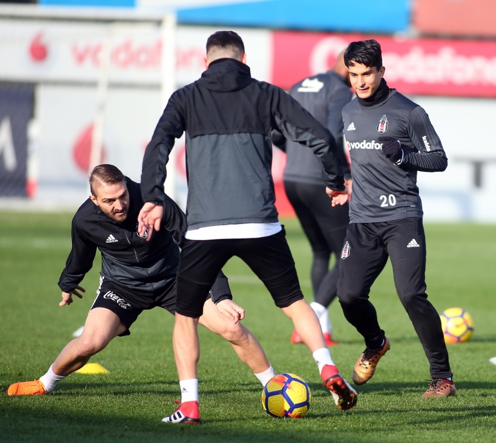 Beşiktaş, Trabzonspor maçına hazırlanıyor! İşte antrenmandan kareler - Görsel 10