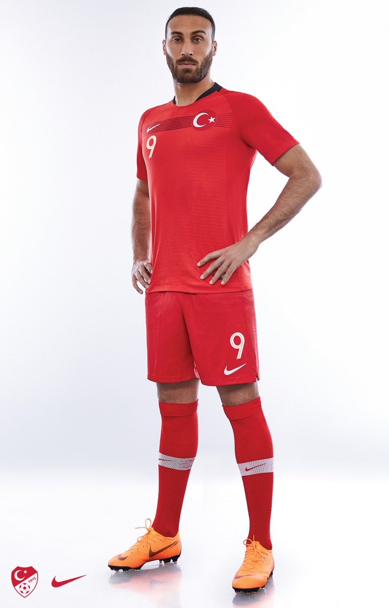 Milli Takım'ın yeni formaları tanıtıldı! - Görsel 1