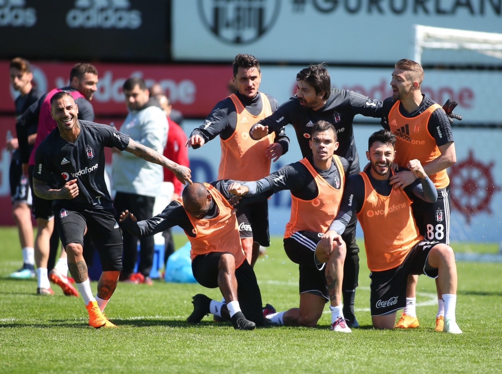 Beşiktaş'ta keyifli antrenman - Görsel 10