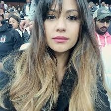 Fabri'nin eşi Adriana Reveron - Görsel 7