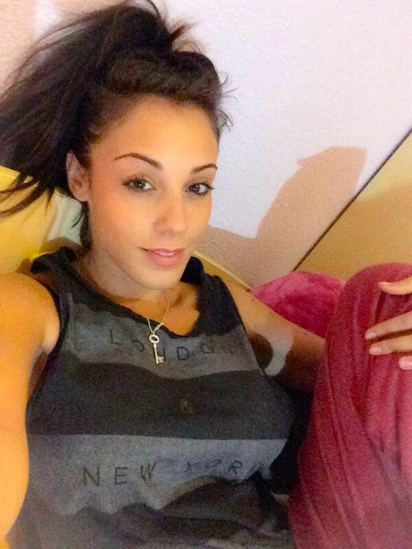 Medel'in eşi Cristina Morales - Görsel 4