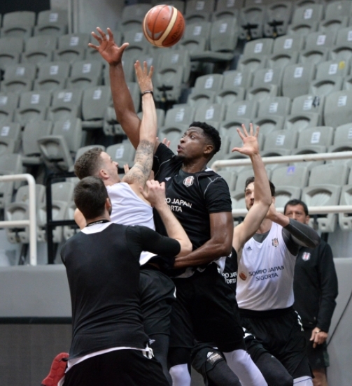 Beşiktaş Sompo Japan, Gaziantep Basketbol maçı hazırlıklarını sürdürdü. İşte antrenmandan kareler - Görsel 6