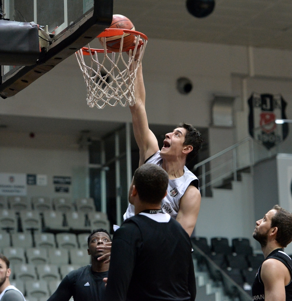 Beşiktaş Sompo Japan akşam antrenmanını tamamladı! İşte antrenmandan kareler... - Görsel 13