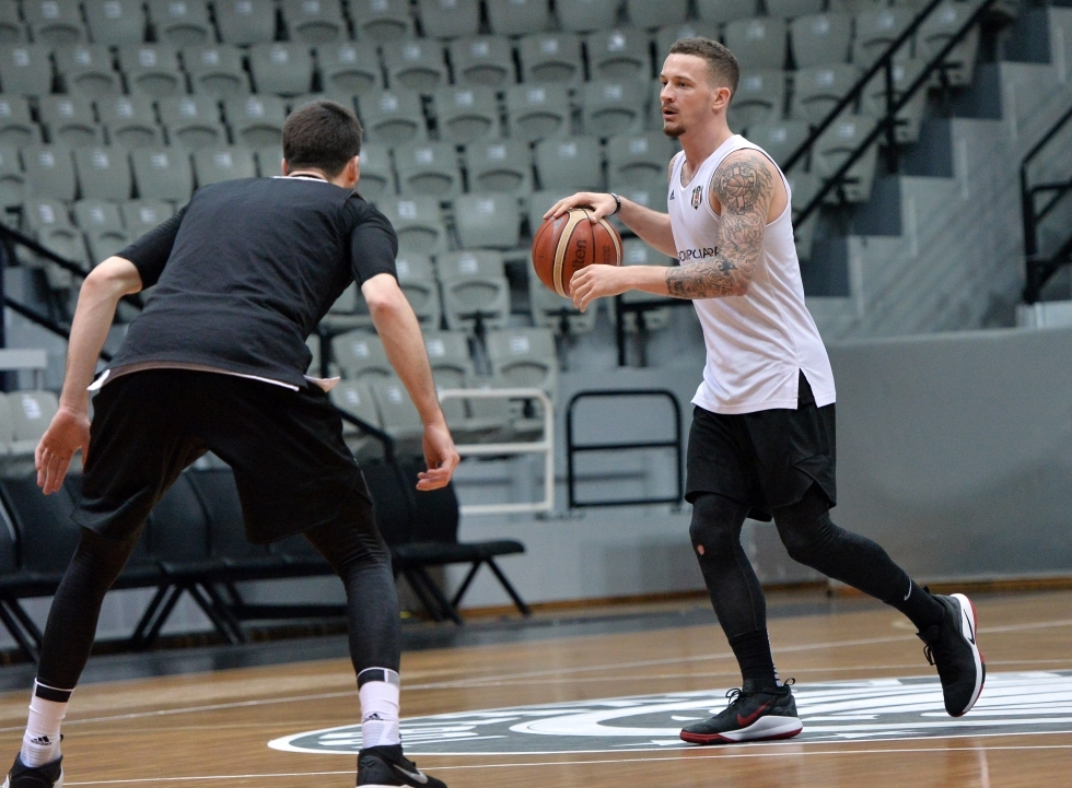 Beşiktaş Sompo Japan akşam antrenmanını tamamladı! İşte antrenmandan kareler... - Görsel 8