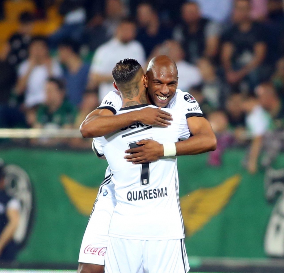 Akhisarspor - Beşiktaş karşılaşmasından kareler - Görsel 22