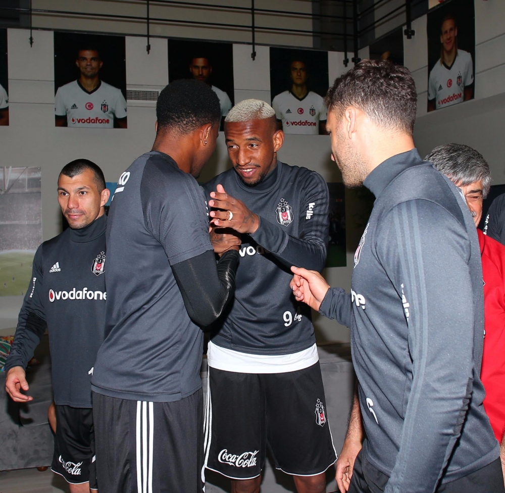 Cyle Larin'in doğum günü kutlandı! - Görsel 11