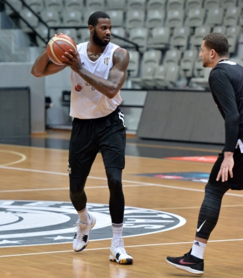 Beşiktaş Sompo Japan derbi hazırlıklarını sürdürüyor - Görsel 1