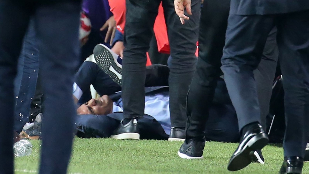 Dün akşam tatil edilen olaylı derbi hakkında yazılmış 22 köşe yazısı - Görsel 4