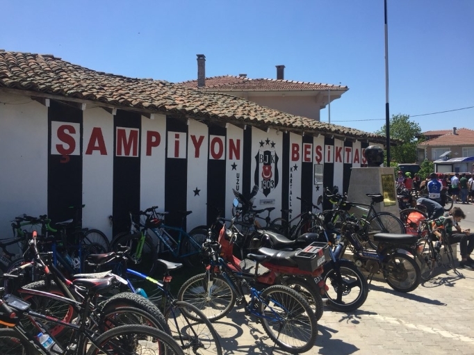 Uzun Hacı Köyü’nde Sergen Yalçın Kıraathanesi! - Görsel 3