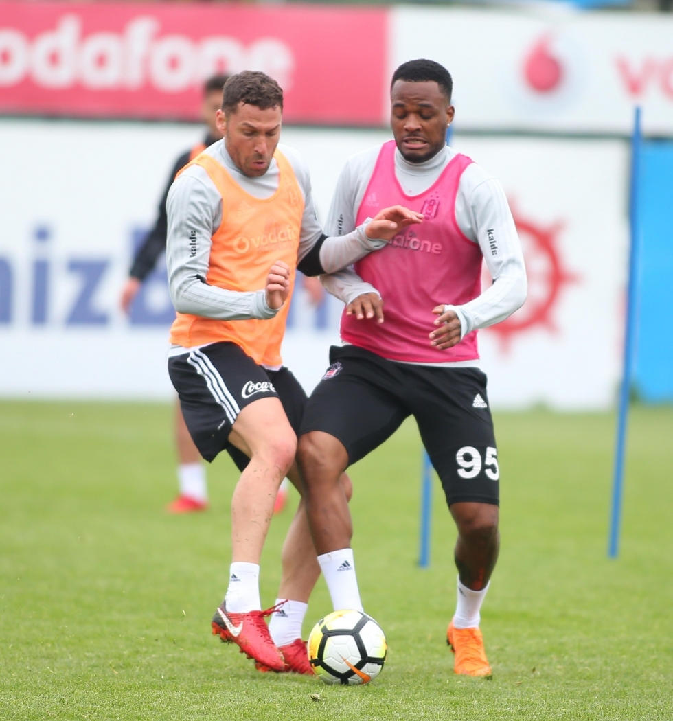 Beşiktaş, Kayserispor maçı hazırlıklarını sürdürdü! İşte antrenmandan kareler - Görsel 24