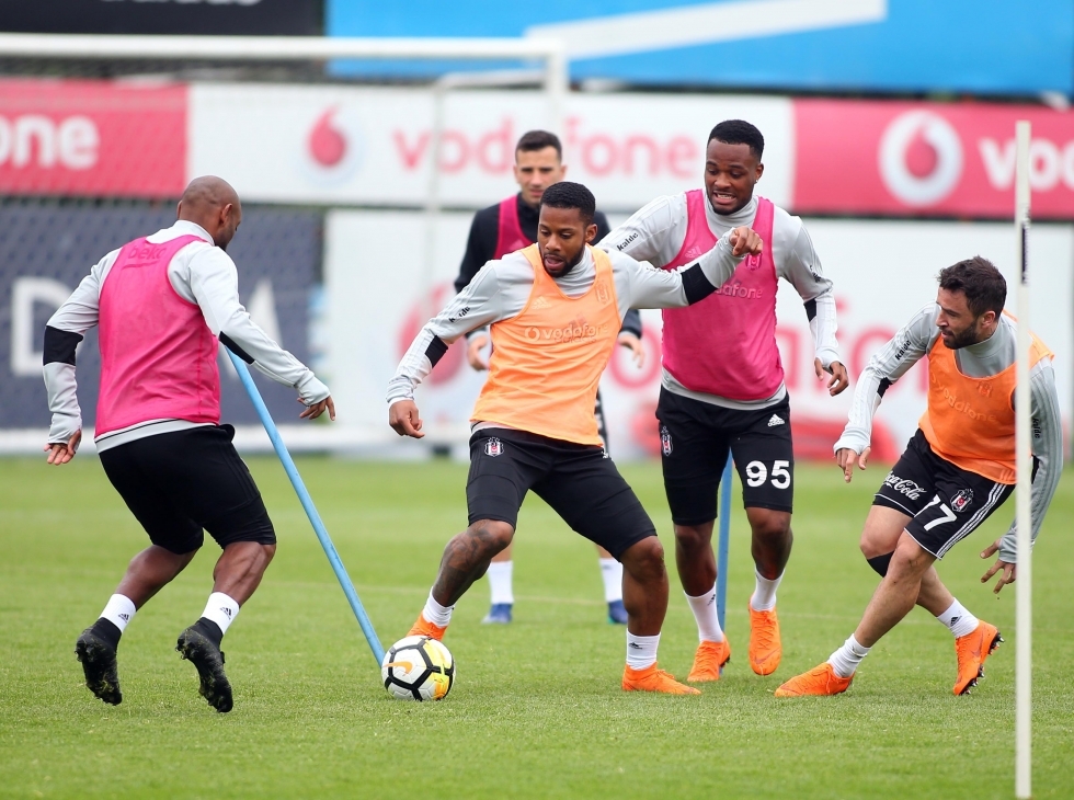 Beşiktaş, Kayserispor maçı hazırlıklarını sürdürdü! İşte antrenmandan kareler - Görsel 4