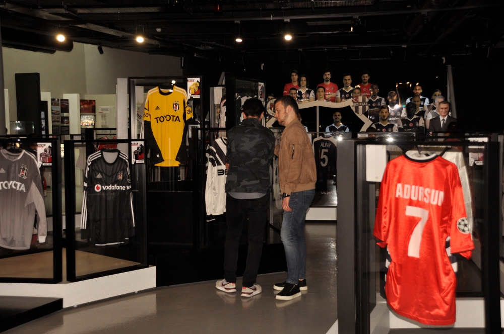 Efsane Formalar Sergisi sergisi açıldı - Görsel 5