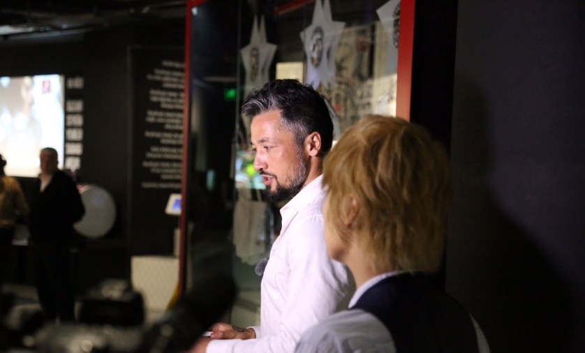 İlhan Mansız Efsane Formalar Sergisi'nde! - Görsel 2