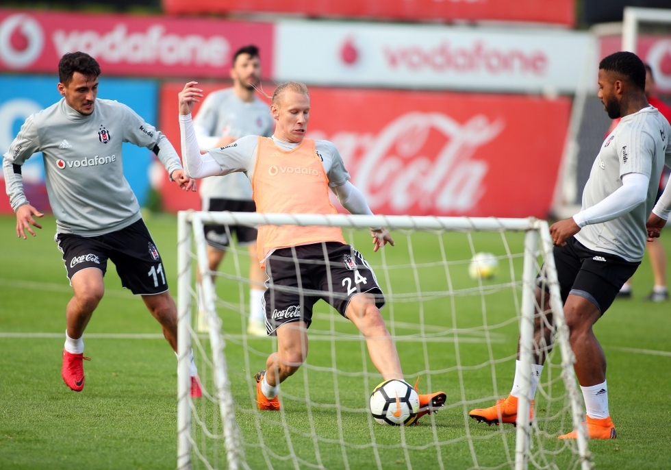 Beşiktaş, Osmanlıspor maçına hazırlanıyor! İşte antrenmandan kareler - Görsel 1