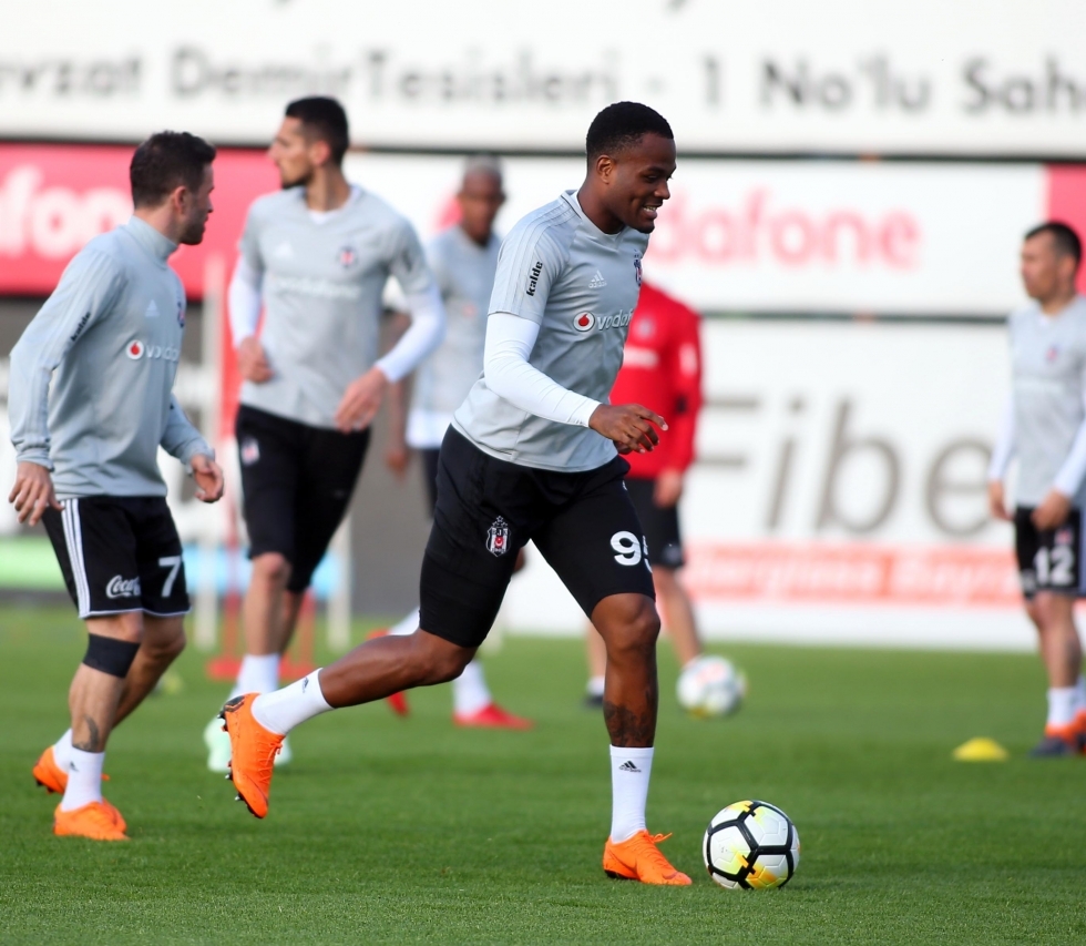 Beşiktaş, Osmanlıspor maçına hazırlanıyor! İşte antrenmandan kareler - Görsel 9