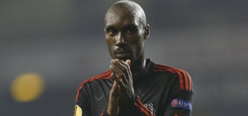Beşiktaş’la sözleşme yenilemeyeceği konuşulan Atiba Hutchinson! 5 koca yıl, 2 kupa, 3 çocuk - Görsel 3