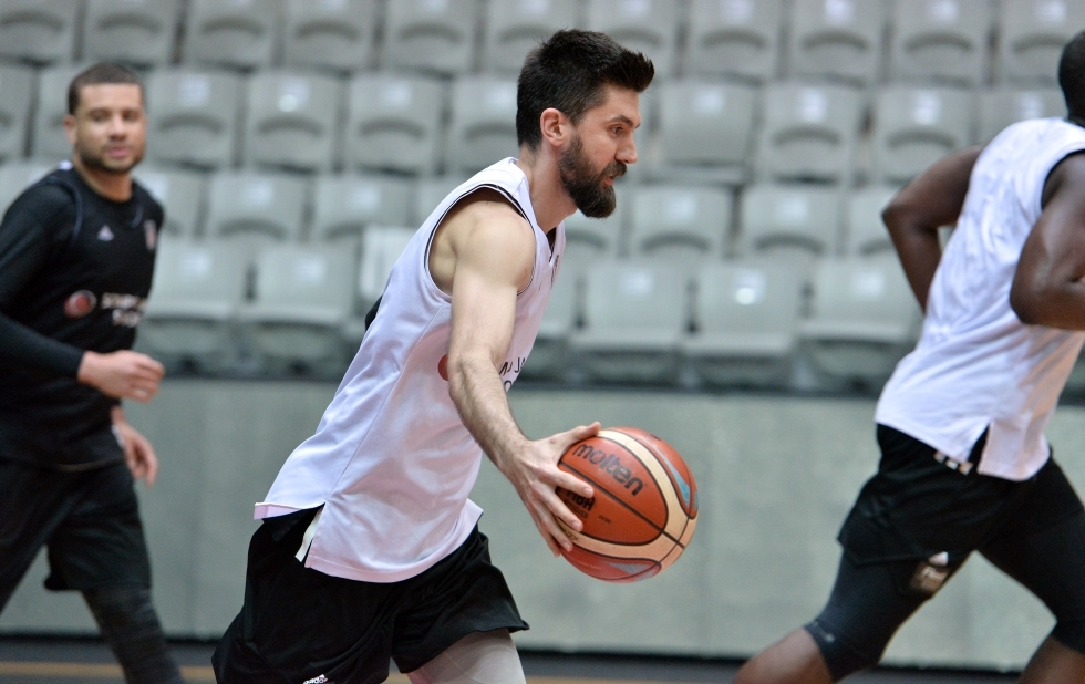 Beşiktaş Sompo Japan antrenmanından kareler - Görsel 2