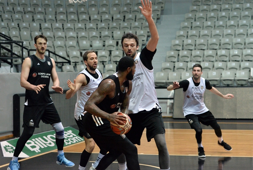 Beşiktaş Sompo Japan antrenmanından kareler - Görsel 5